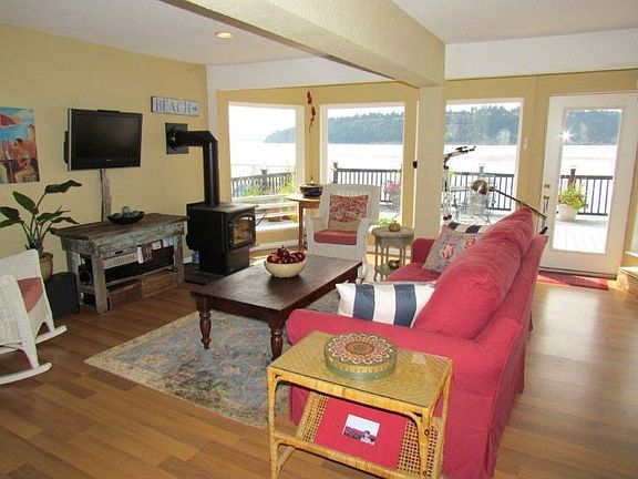 2nd image of 49 N Salmon Bch #49