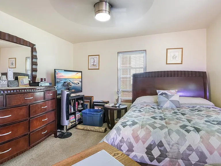 646 Green Briar Rd — Photo 15