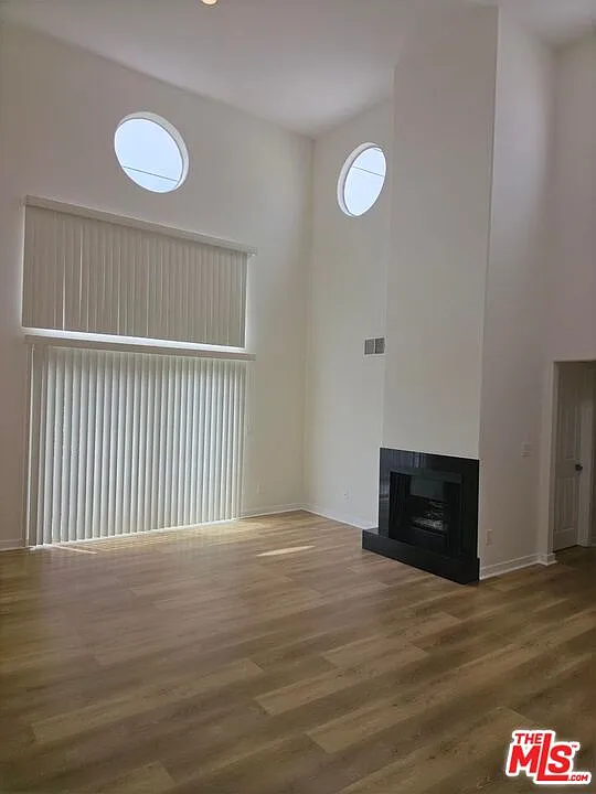 2050 S Bentley Ave #Penthouse 5