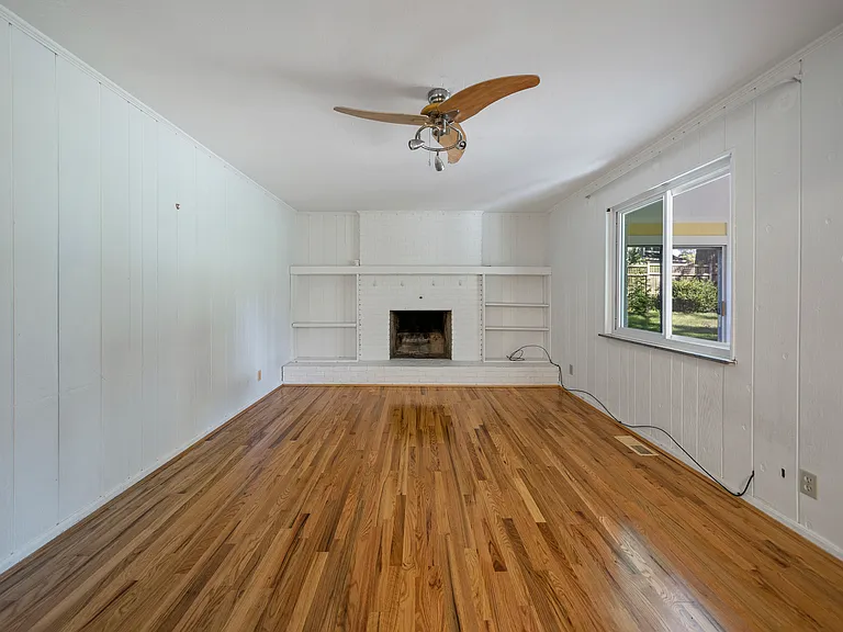 7829 Concord Hills Ln — Photo 13