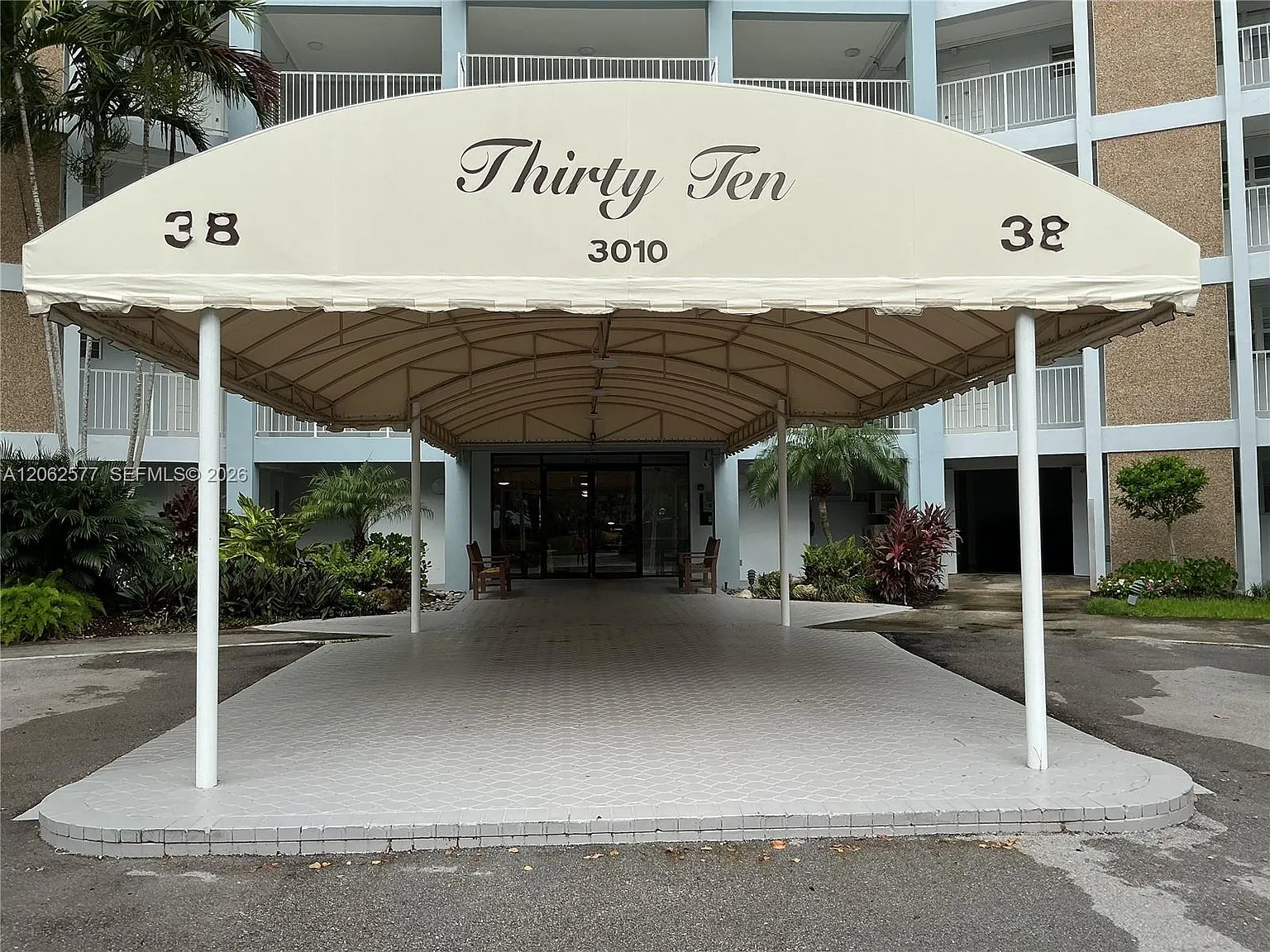 No 38 Palm-Aire Country C — Photo 3
