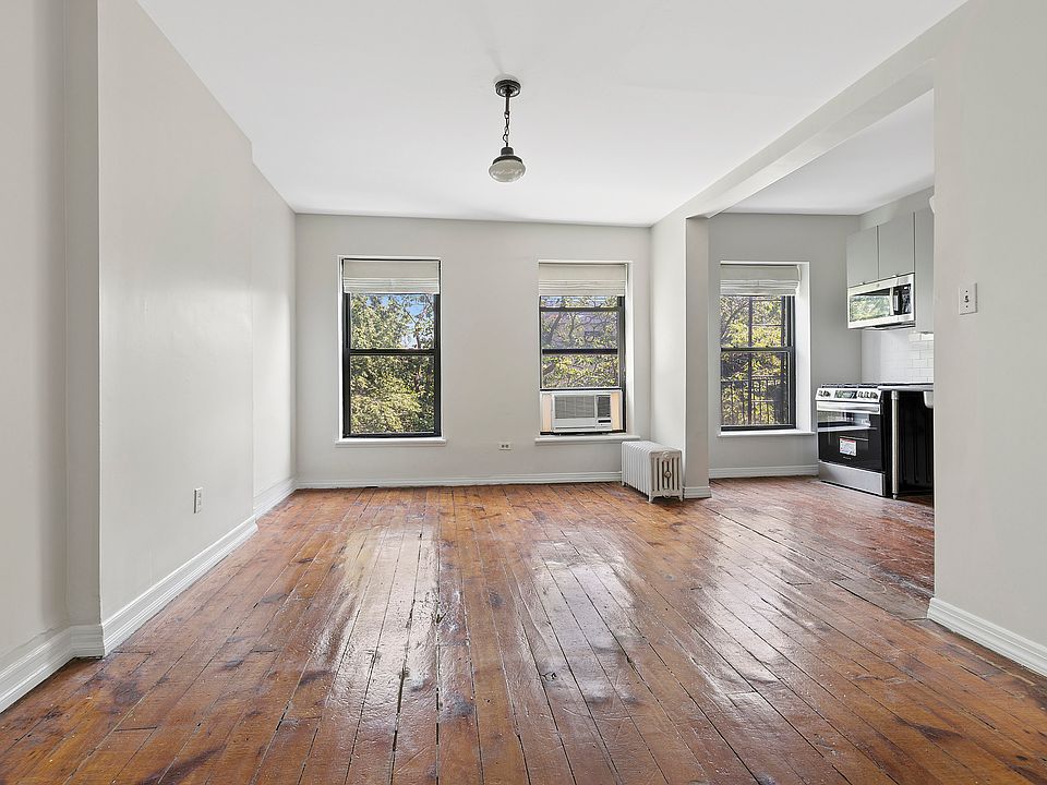 1st image of 486 Willoughby Ave APT 4