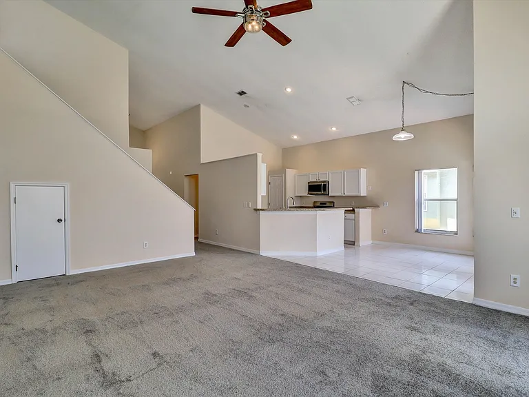 439 Riggs Cir — Photo 10
