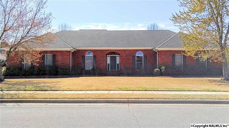 1st image of 100 Southborough Ct