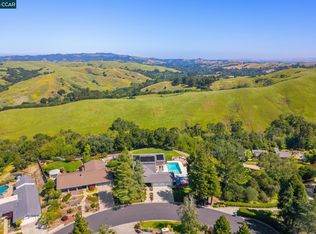 1933 Joseph Dr, Moraga, CA 94556