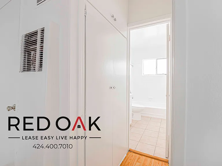 439 S Catalina St #14 — Photo 12