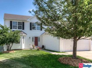 16210 Erskine Cir, Omaha, NE 68116