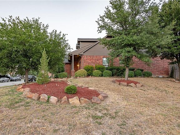 3rd image of 5600 Starwood Ct