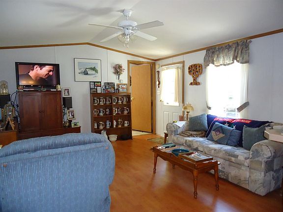 5th image of 9 Sargent Place #75