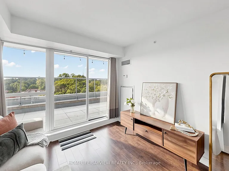 58 Orchard View Blvd #511 — Photo 8