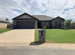 15 Lilly Ann Ct, Ward, AR 72176
