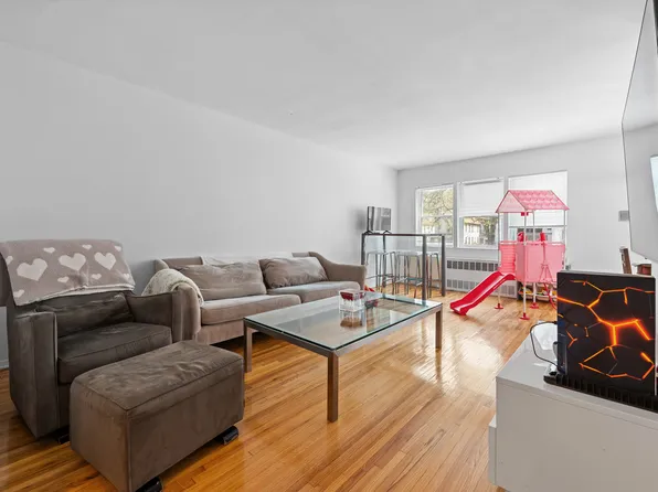 249 Newkirk Avenue image 7 of 37