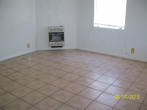 2nd image of 1724 N Rosemary Dr Unit 4