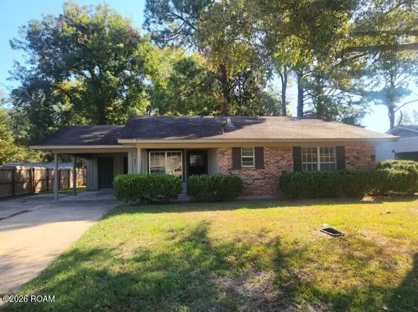 821 Rikard Ln, Natchitoches, LA 71457