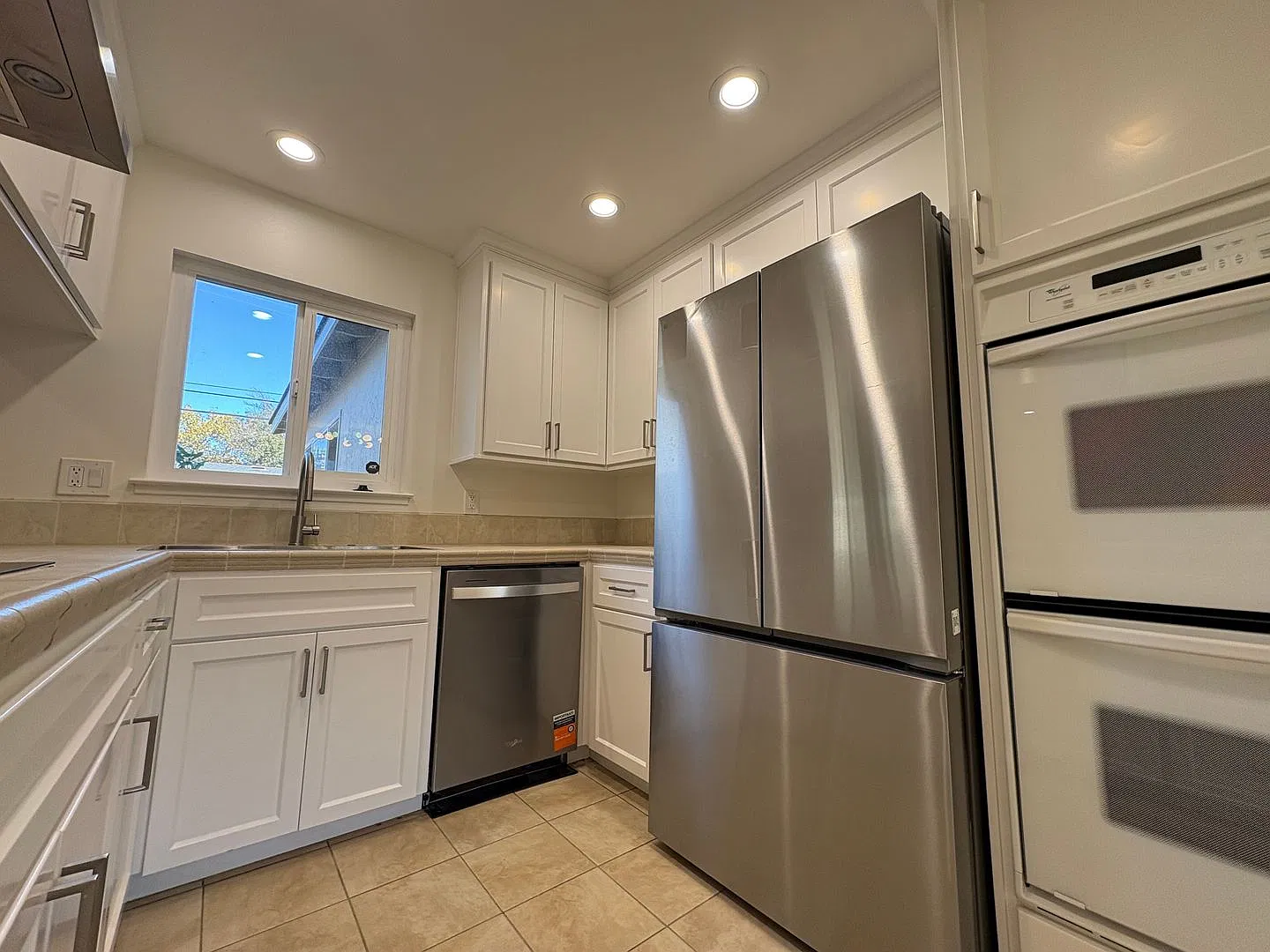 Updated 4 BR | 2 BA Willow Glen Home — Photo 3