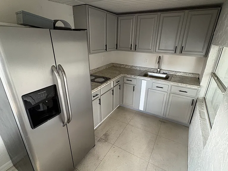 135 Jalapa Dr — Photo 5