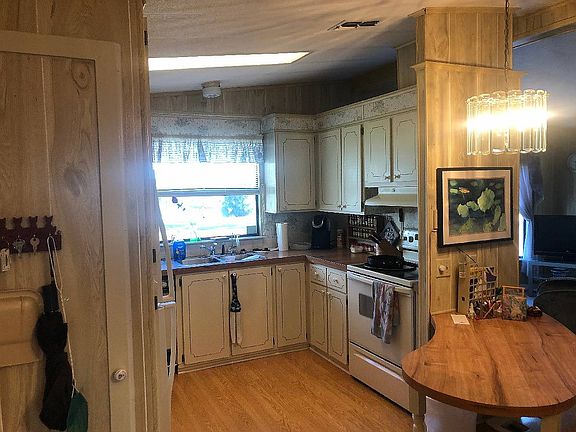 4th image of 1015 Hudson Way #H02