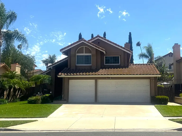 940 Birmingham Dr — Photo 1