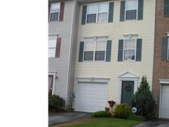 20 Emandan Ln, Hockessin, DE 19707