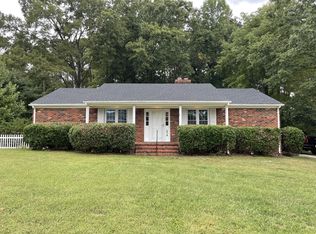 1516 Clearwood Rd, Henrico, VA 23238