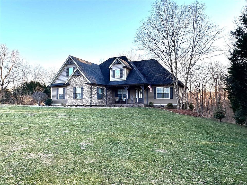 1st image of 209 Cross Creek Ct