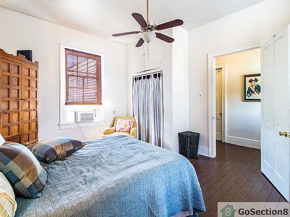 5th image of 3719 Avenue O #Up