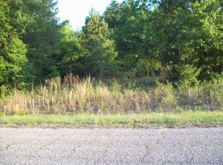 832 E Noah Ln, Citrus Springs, FL 34434