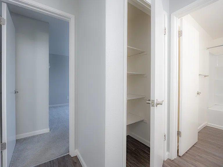 3040 Sunset UNIT#21 closets (1)