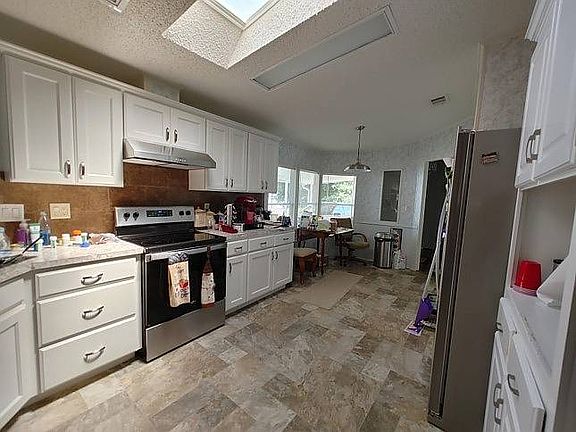 2nd image of 5759 SW 59th Ln #D15