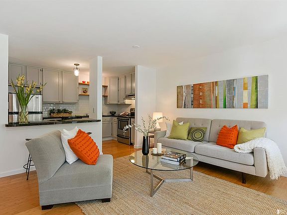2nd image of 2250 24th St Unit 119