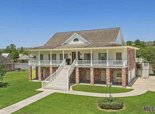13392 Bayou Terrace Dr, Saint Amant, LA 70774