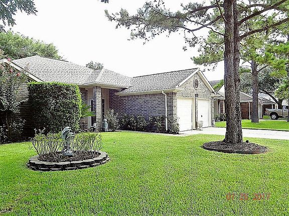 2nd image of 22806 Williamschase Dr