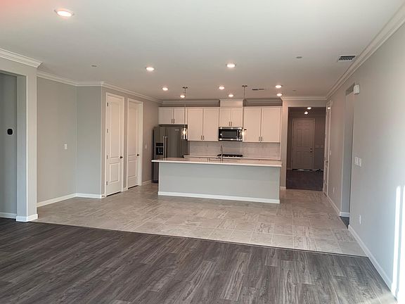 Family, Dining, Kitchen