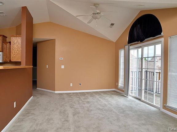 5th image of 20039 Hidden Oaks Dr