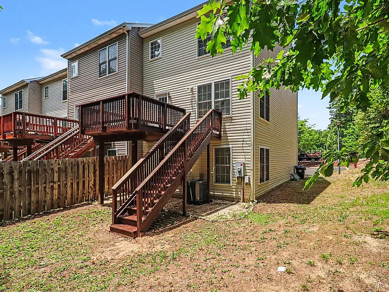 23043 Triple Crown Dr — Photo 21