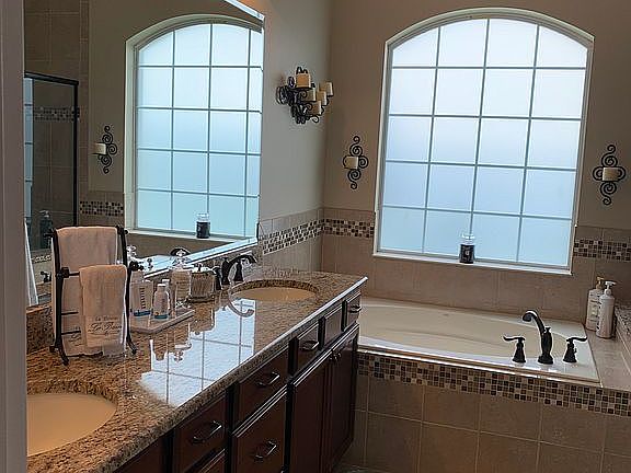 3rd image of 3318 Cortona Dr