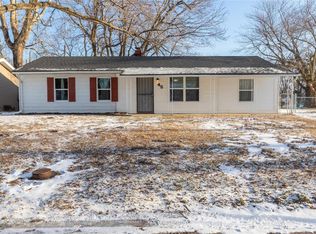 45 W Adams Dr, Cahokia, IL 62206