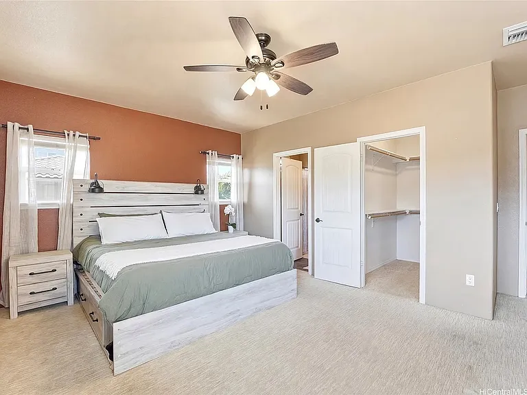 550 Kunehi St #202 — Photo 6