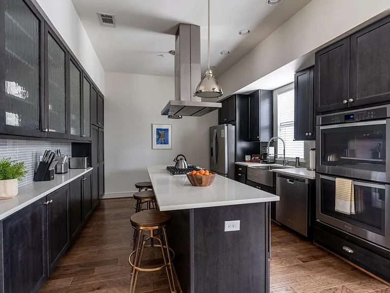 2500 State St #1112 — Photo 16