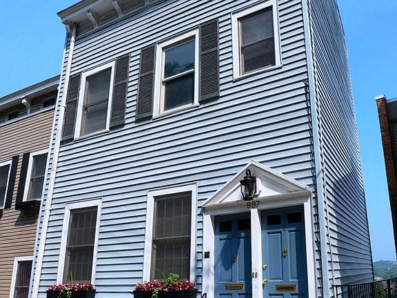 997 Hill Street