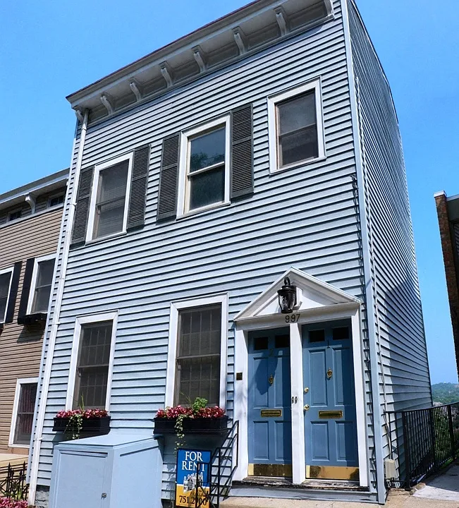 997 Hill Street