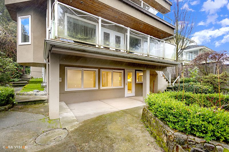 West Vancouver House for rent - 2 Bedrooms — photo 15