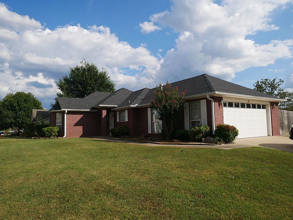 1st image of 1401 Osage Dr