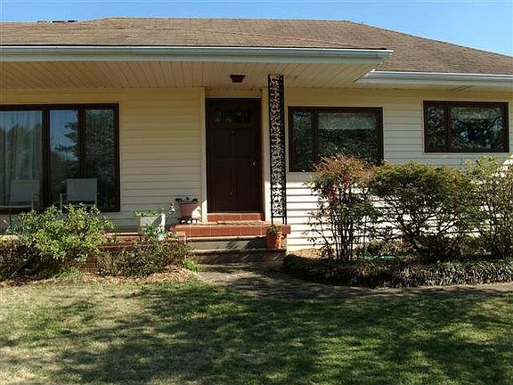 8290 Lee Road 188, Waverly