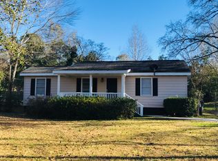 604 Lawson Dr, Perry, GA 31069