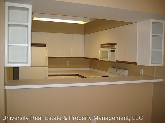 5th image of 1201 Laurel Ave APT 202