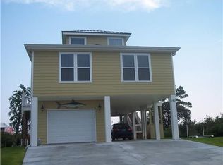 143 Helen Dr, Bay St Louis, MS 39520
