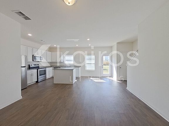 4th image of 155 Dudley Way