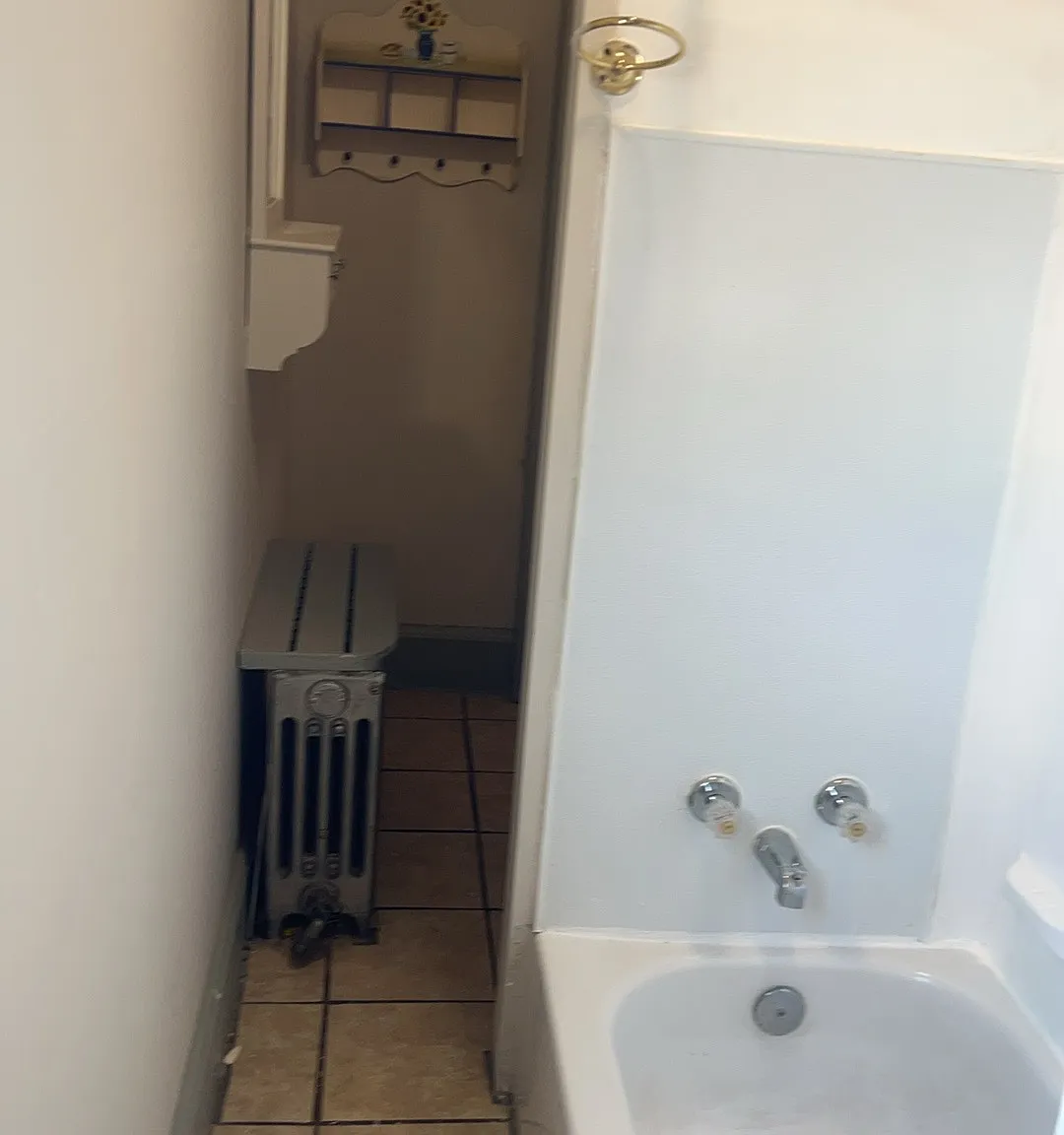 2 bed, 900 sqft, $1,000 — Photo 1