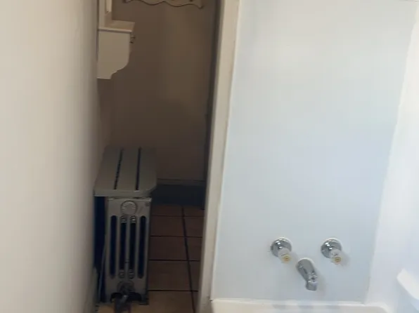 1901 S 21st St Floor 2, Philadelphia, PA 19145